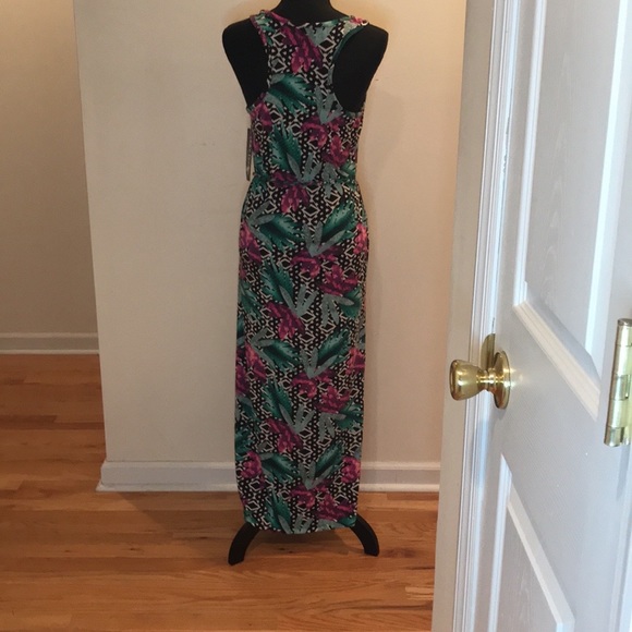 Dolce Donna Dress - Picture 2 of 6